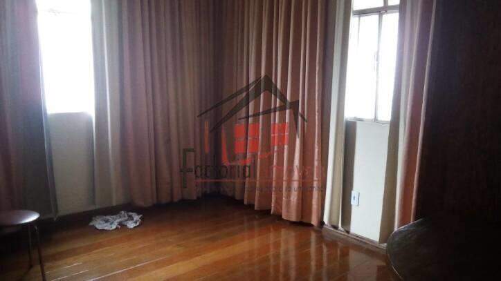 Casa à venda no Coqueiros: 