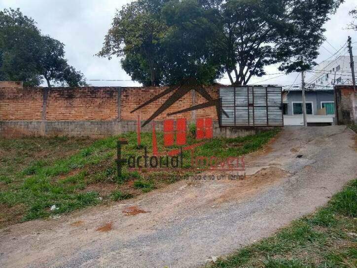 Terreno à venda no Santa Mônica: 