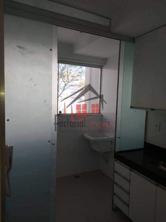 Apartamento à venda no Manacás: 