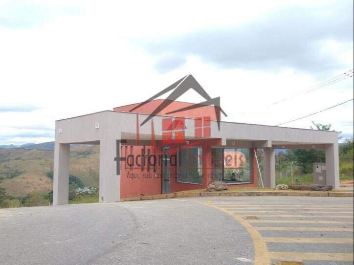 Terreno à venda no Pau Pombo: 