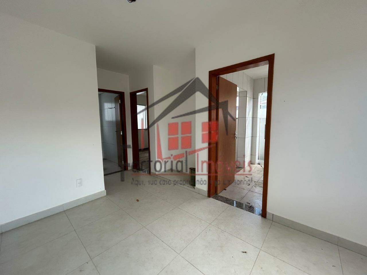 Apartamento à venda no Novo Glória: 