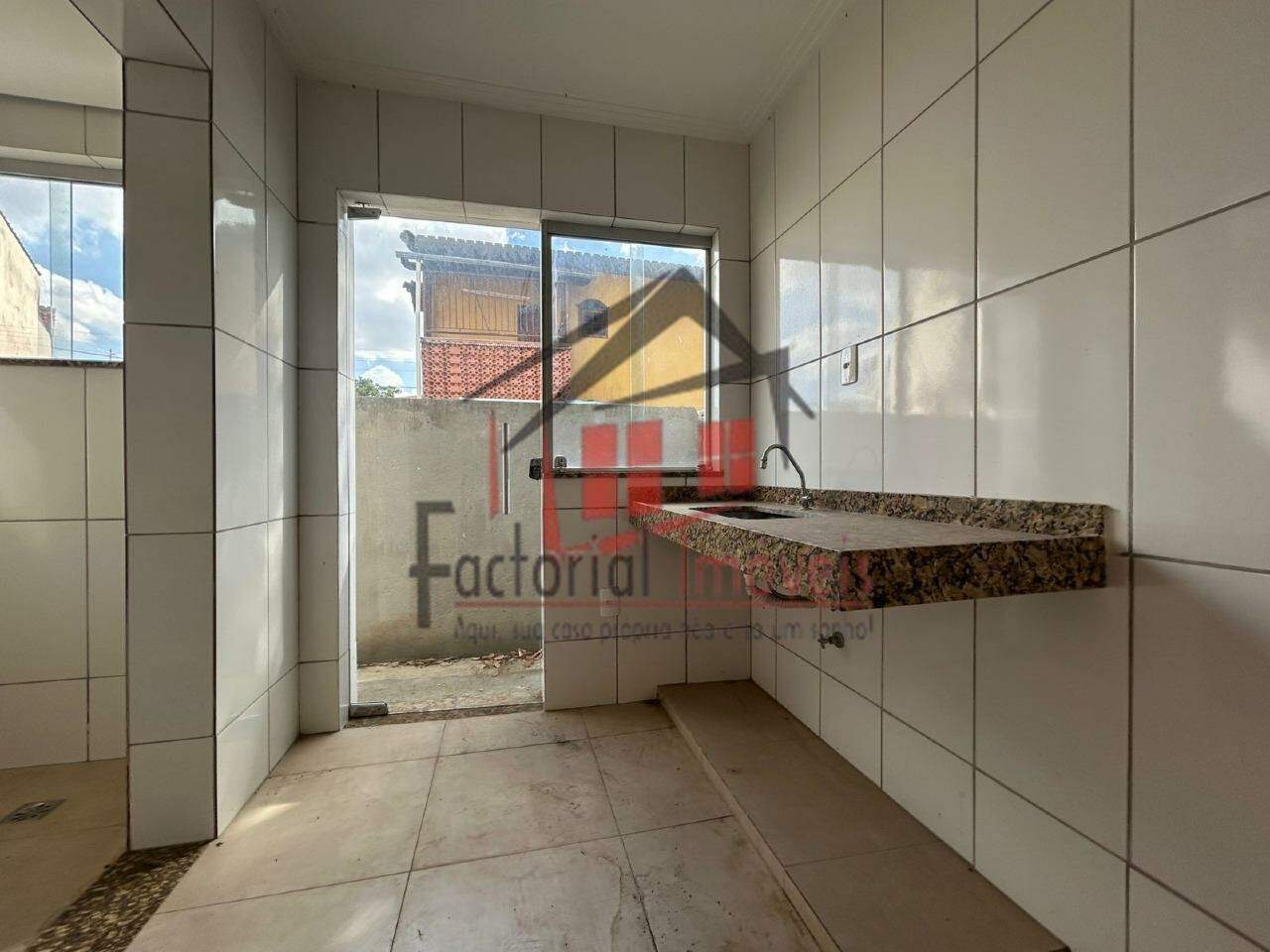 Apartamento à venda no Novo Glória: 