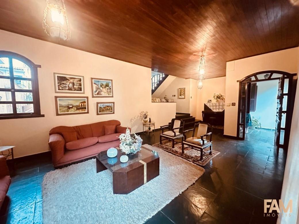 Casa à venda no Anchieta: Casa à venda, Anchieta - Belo Horizonte/MG