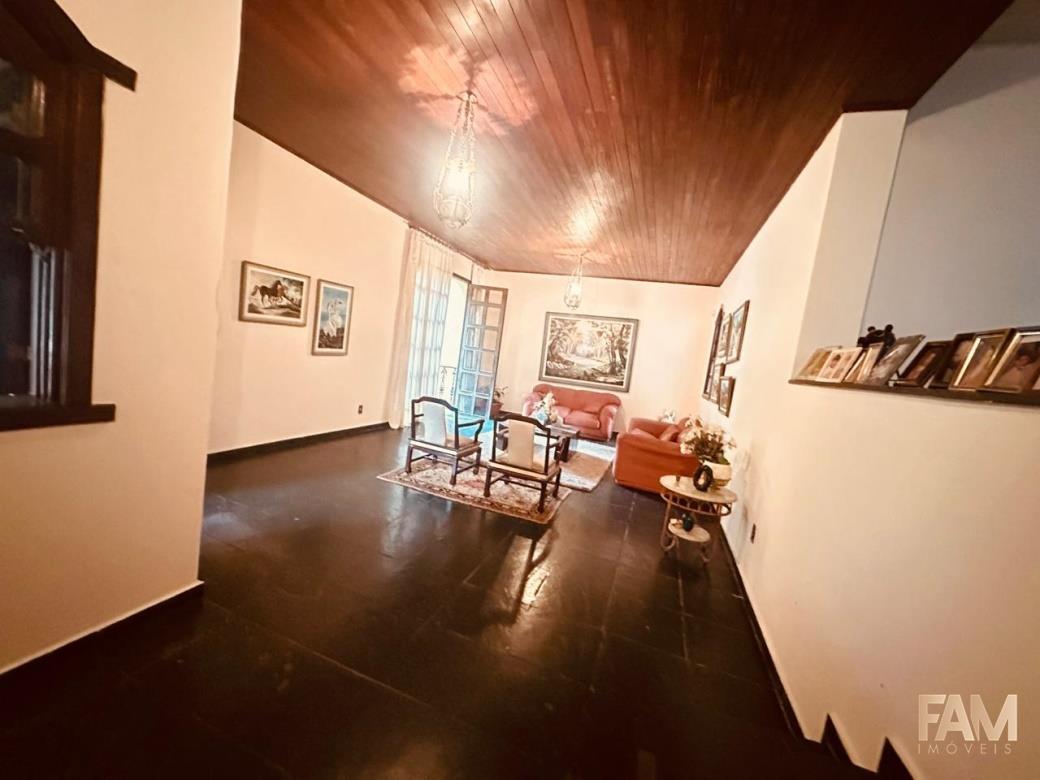 Casa à venda no Anchieta: Casa à venda, Anchieta - Belo Horizonte/MG