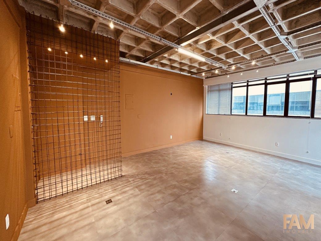 Sala à venda no Belvedere: Sala à venda, Belvedere - Belo Horizonte/MG