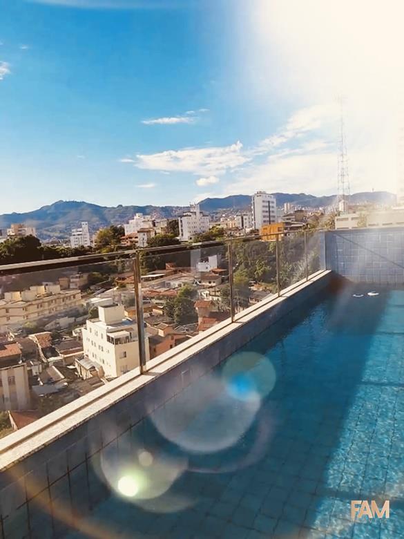 Cobertura à venda no Sagrada Família: Cobertura à venda, Sagrada Família - Belo Horizonte/MG