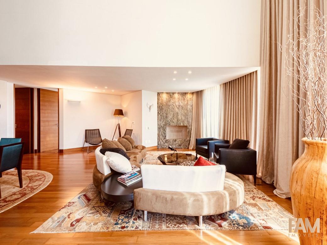 Casa em Condomínio à venda no Alphaville: CASA EM CONDOMINIO à venda, Alphaville - Nova Lima/MG