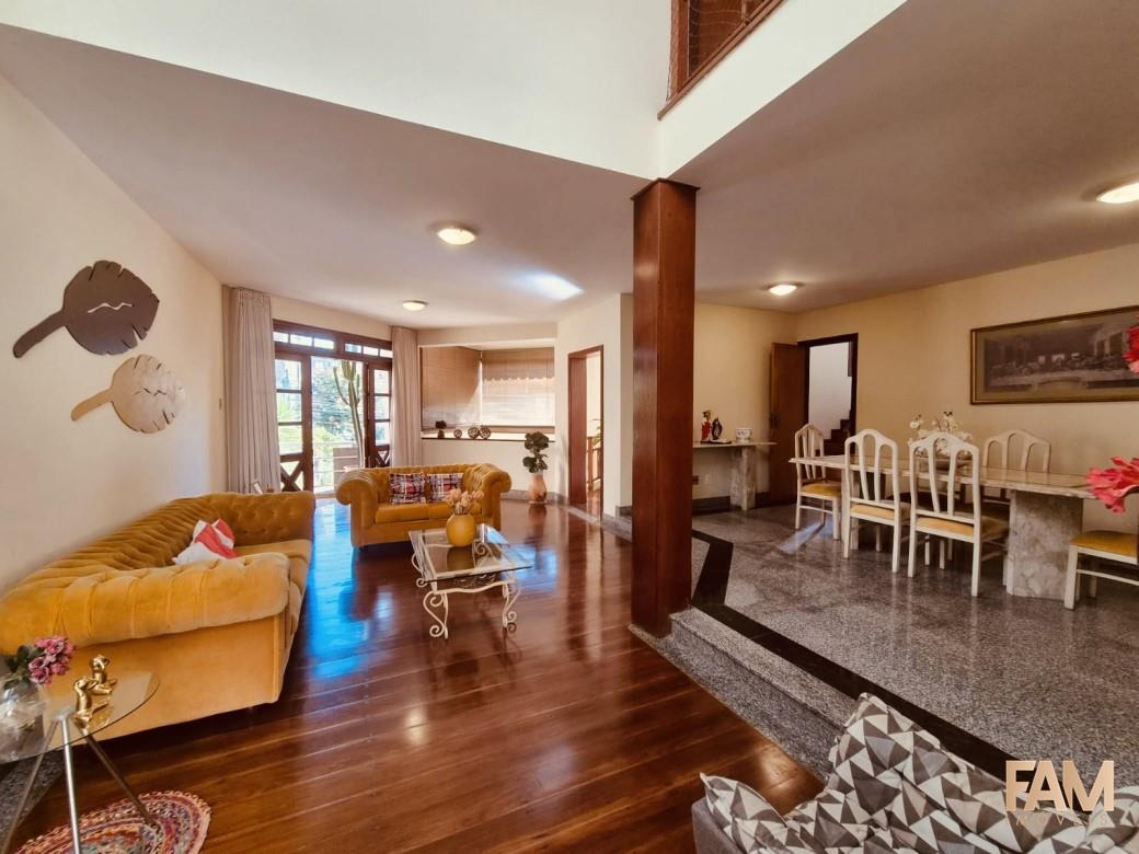 Casa à venda no Buritis: Casa à venda, Buritis - Belo Horizonte/MG