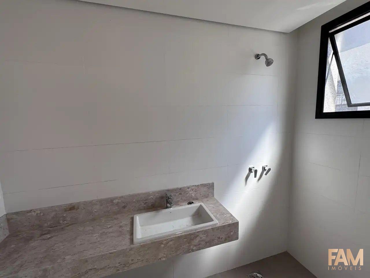 Apartamento à venda no Lourdes: Apartamento à venda, Lourdes - Belo Horizonte/MG