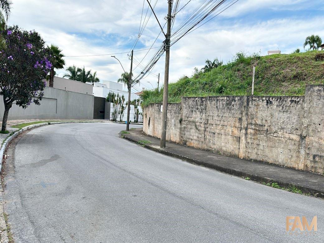 Lote à venda no Belvedere: Lote à venda, Belvedere - Belo Horizonte/MG