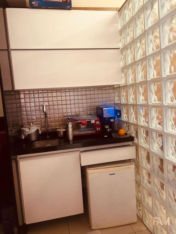 Sala à venda no Lourdes: Sala à venda, Lourdes - Belo Horizonte/MG