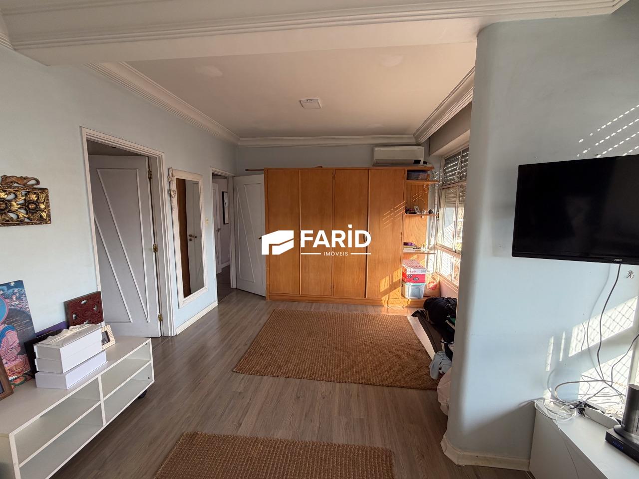 234 | 3 quartos | 2 suítes | 1 vaga: Dormitório 1 (suíte)