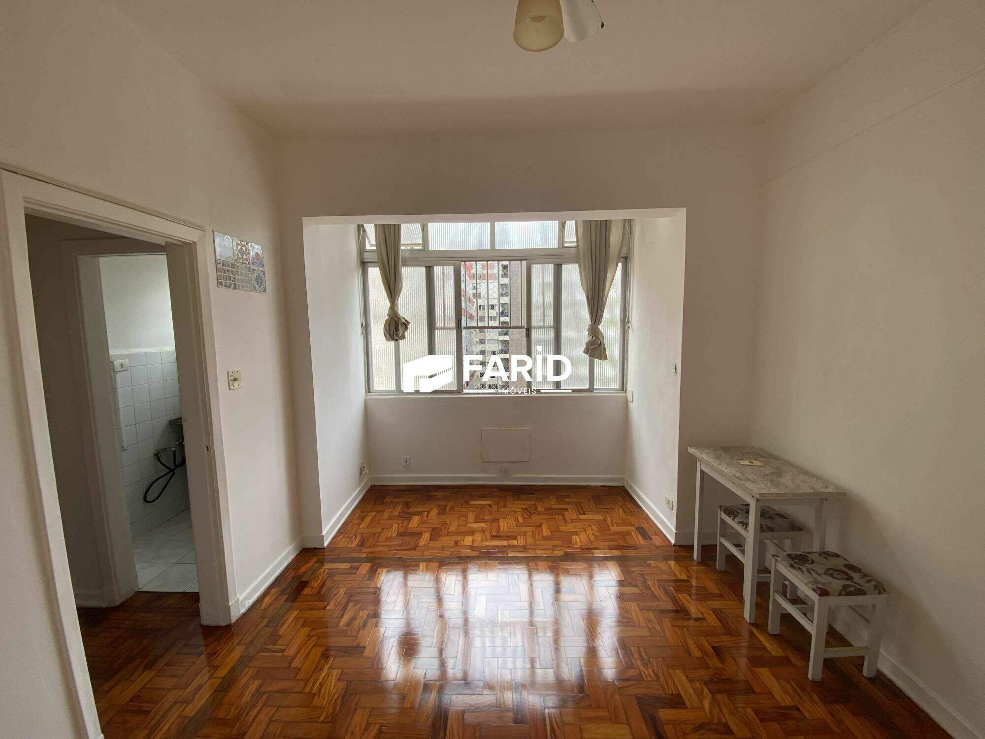 36,96 | | | : Dormitório