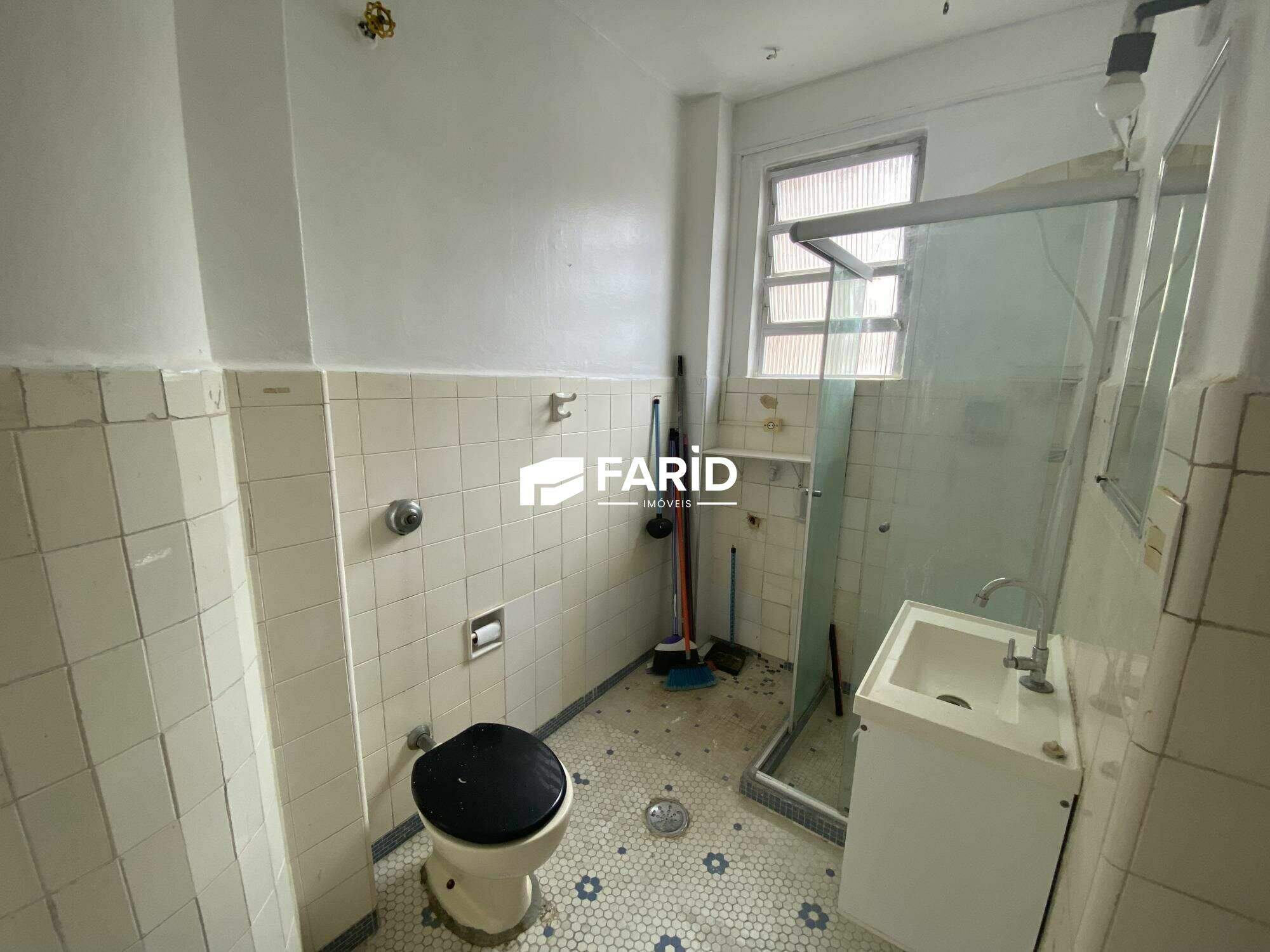 36,96 | | | : Banheiro