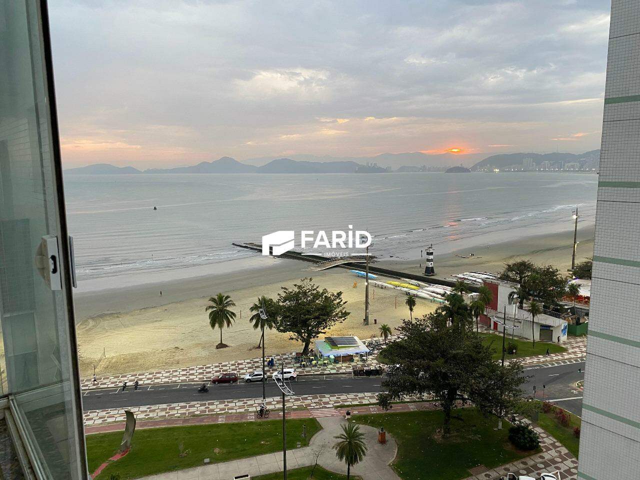 38,08 | 1 quarto | | 1 vaga: Vista do dormitório