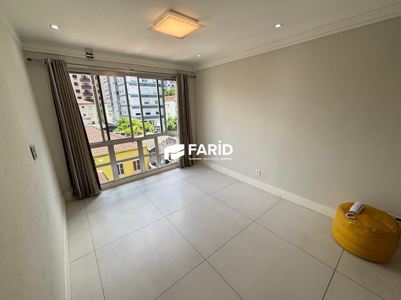 101 | 3 quartos | | 1 vaga: Sala para dois ambientes