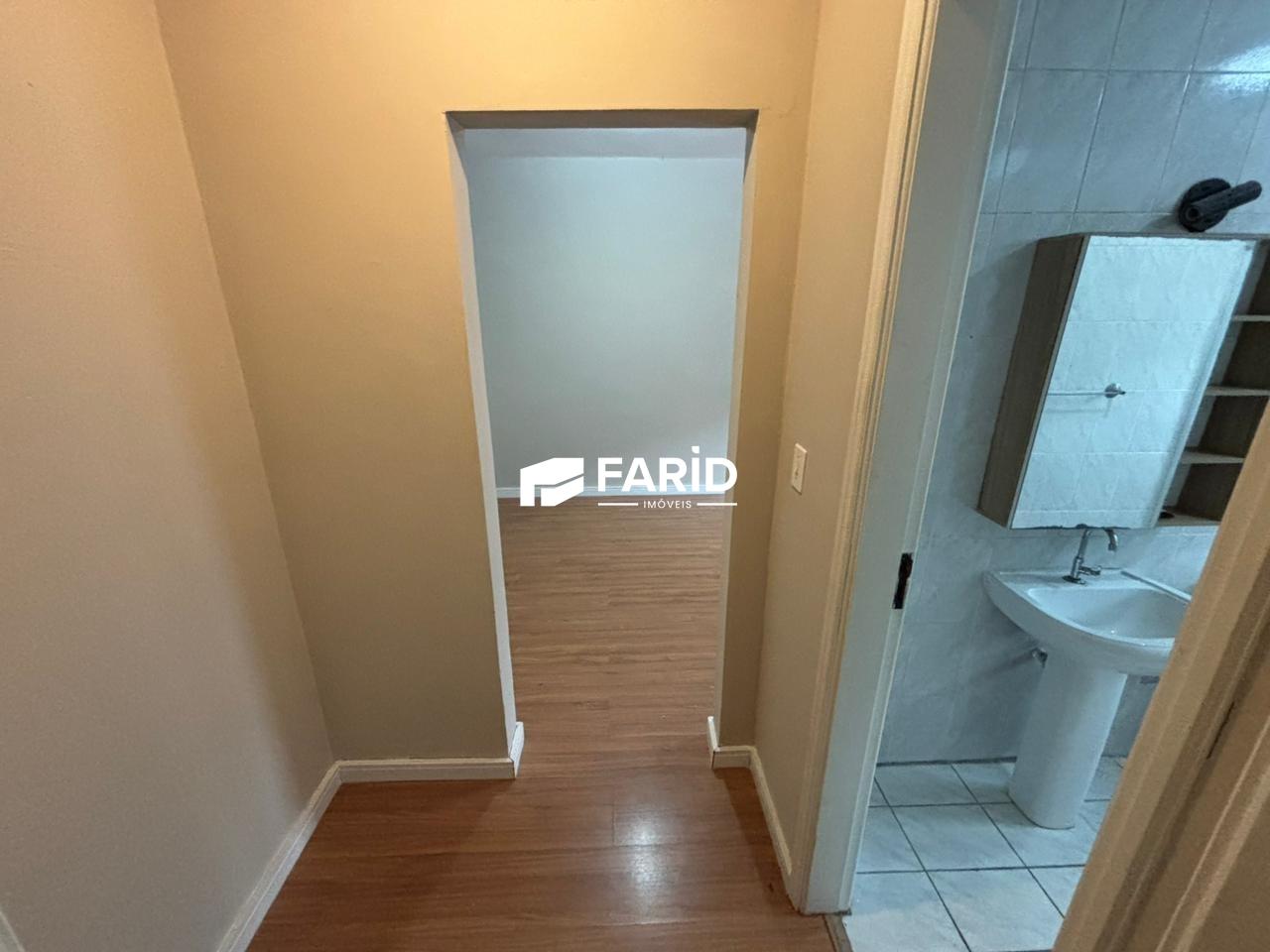 49,97 | 1 quarto | | 1 vaga: Hall de área íntima