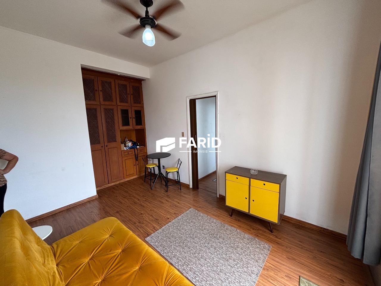 64 | 1 quarto | | 1 vaga: Sala