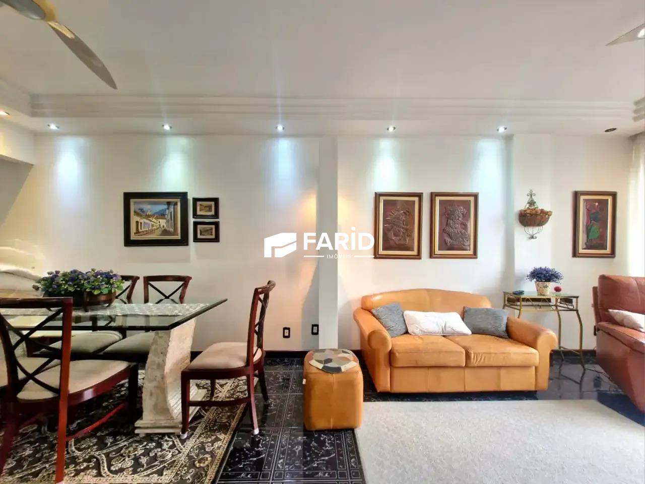 130,21 | 3 quartos | 1 suíte | 1 vaga: 