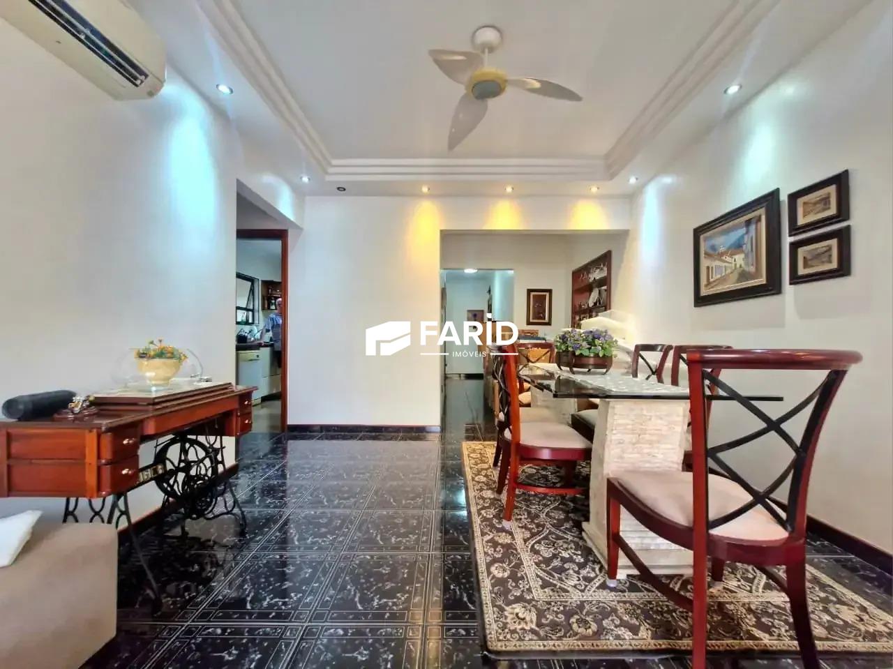 130,21 | 3 quartos | 1 suíte | 1 vaga: 