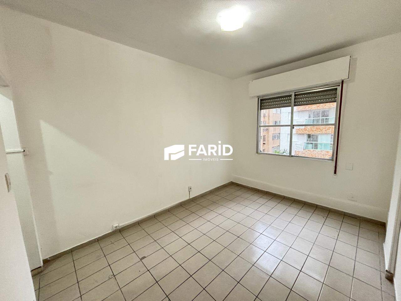 24 | 1 quarto | | 1 vaga: Dormitório