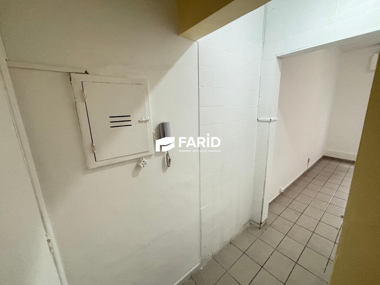 24 | 1 quarto | | 1 vaga: Cozinha