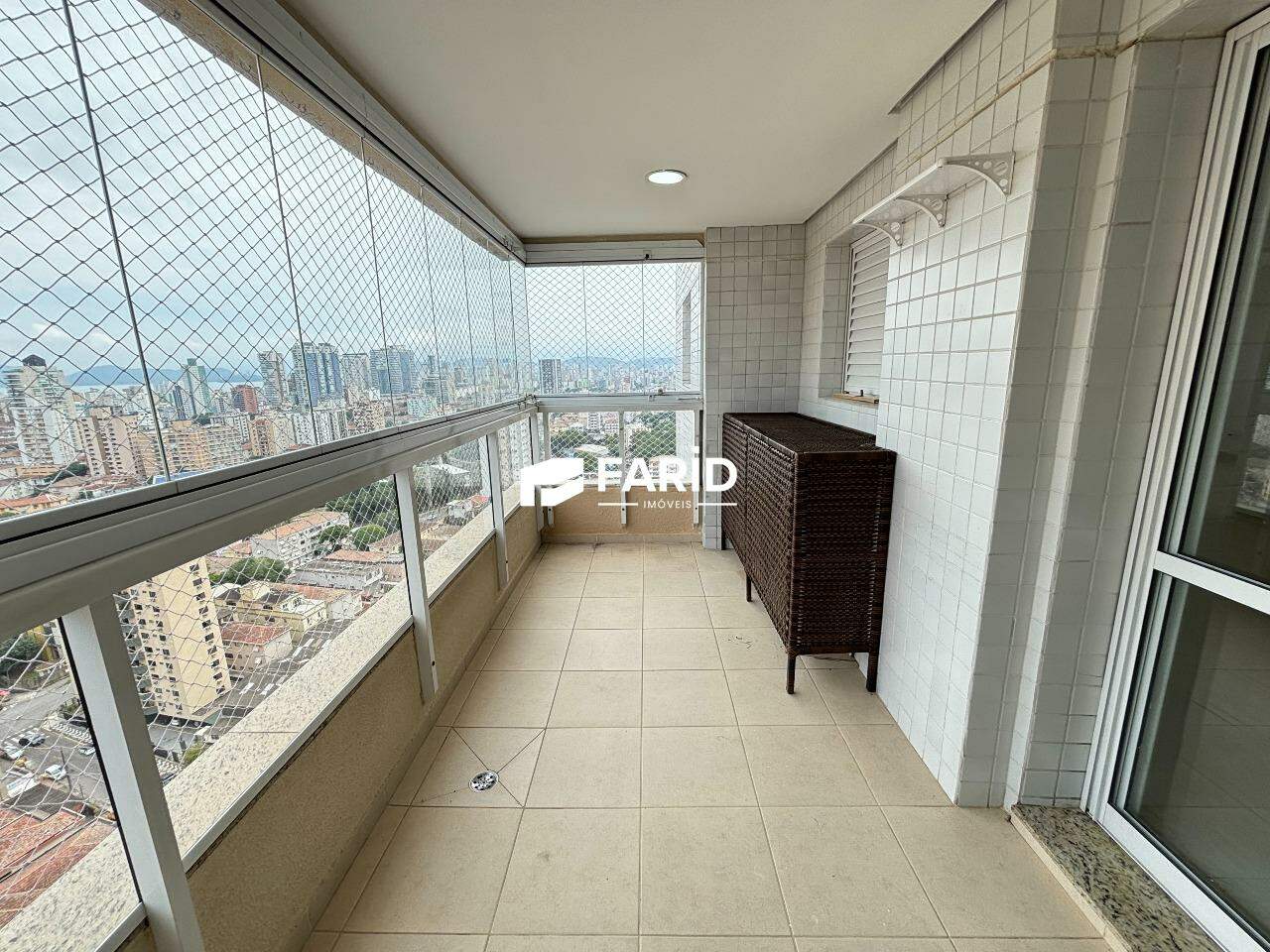 91 | 2 quartos | 2 suítes | 2 vagas: Varanda