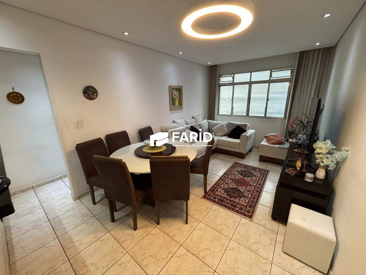 77 | 2 quartos | 1 suíte | 1 vaga: Sala