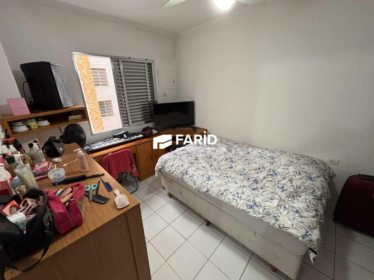 33 | 1 quarto | | 1 vaga: Dormitório