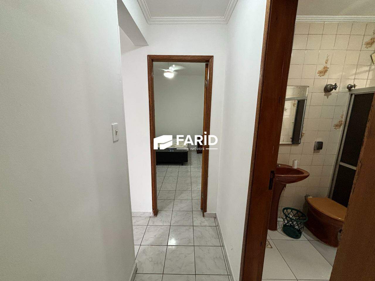 66,98 | 2 quartos | | 1 vaga: Corredor
