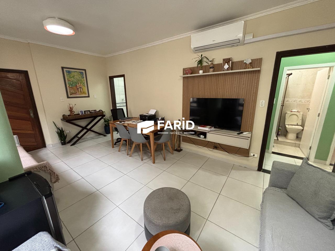 87 | 3 quartos | 1 suíte | : Sala