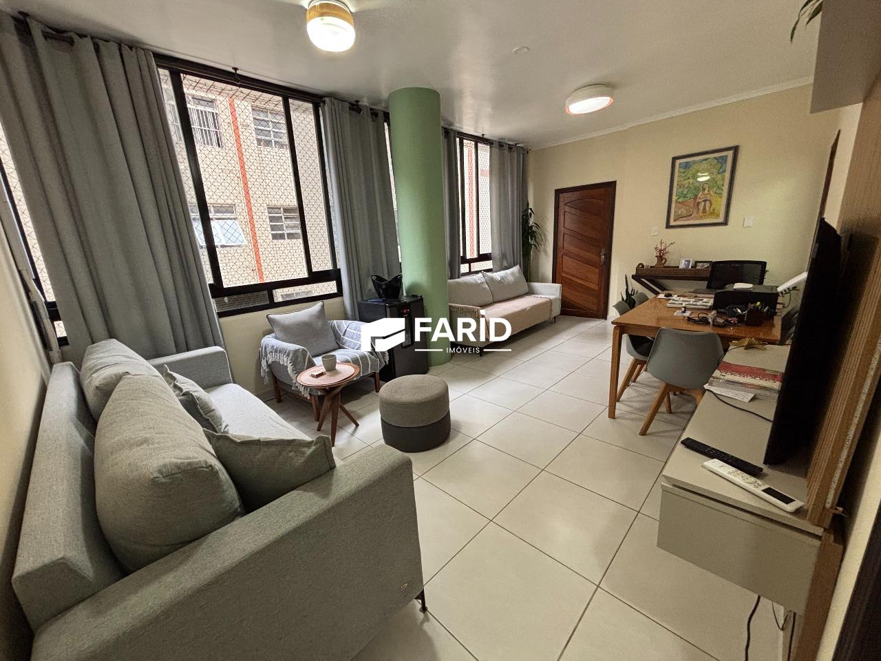 87 | 3 quartos | 1 suíte | : Sala