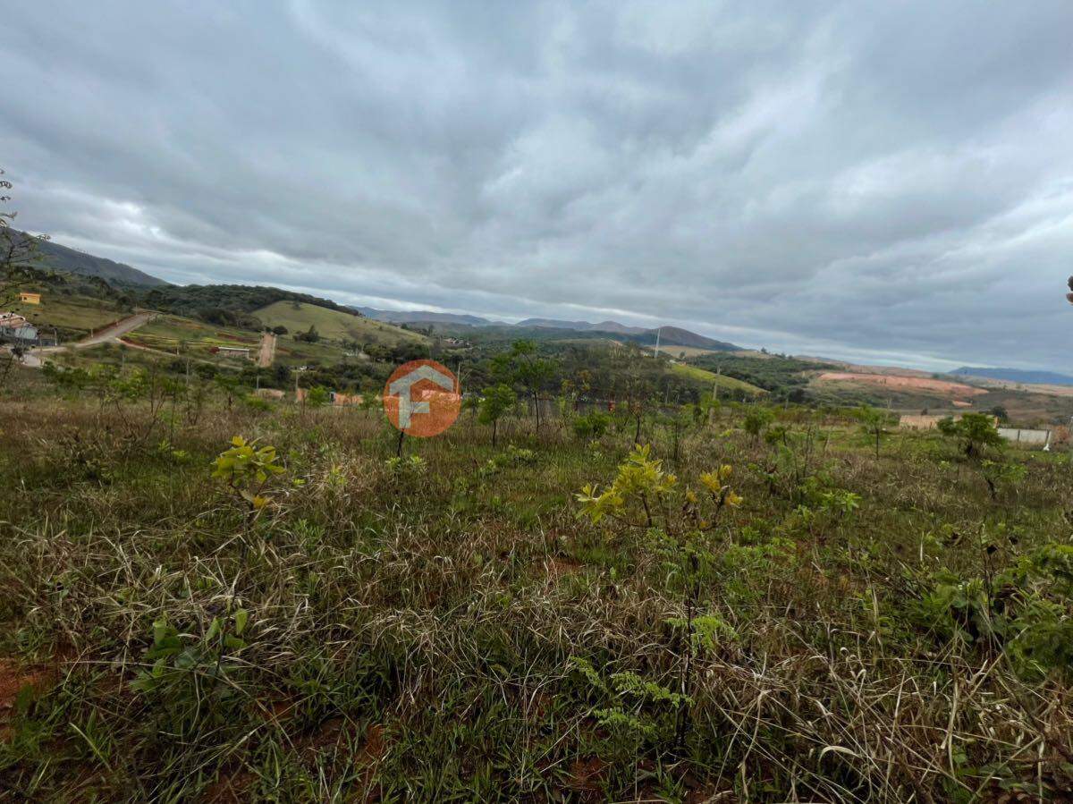 Lote à venda no Santa Rosa: 