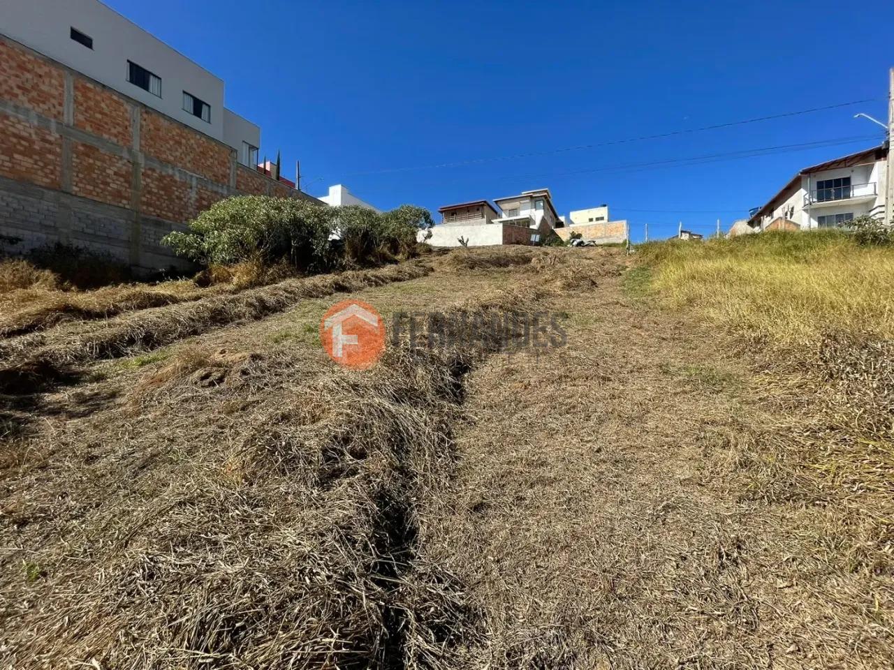 Lote à venda no Novo Horizonte: 