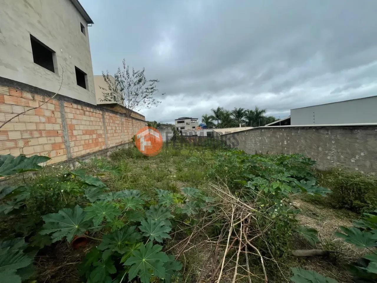 Lote à venda no São Judas Tadeu: 