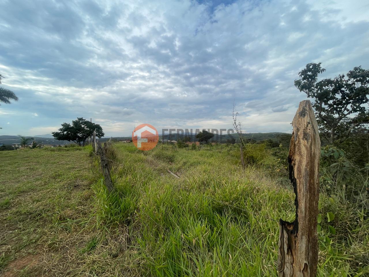 Lote à venda no São Luiz: 