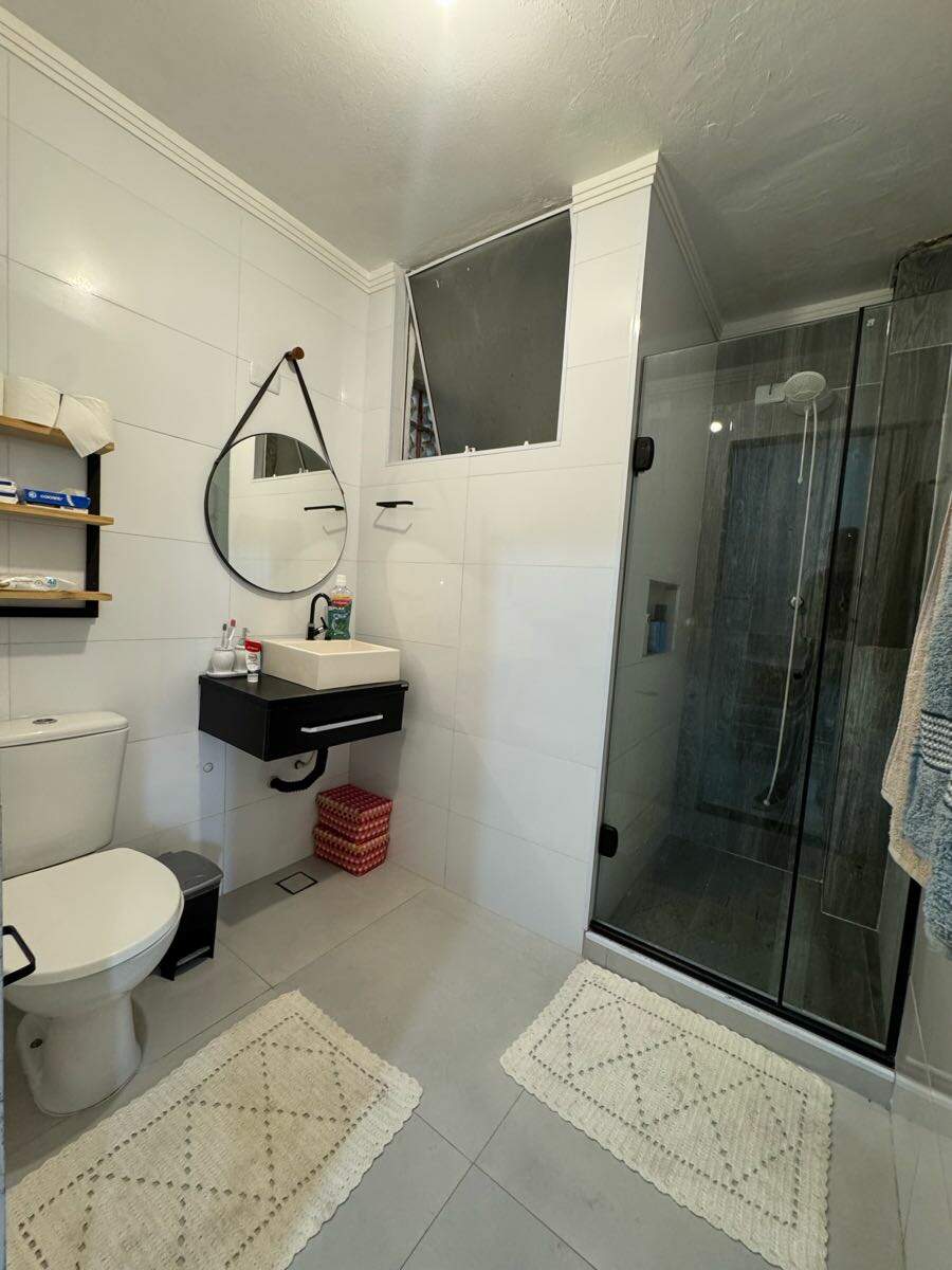 Apartamento à venda no Catiapoa: 