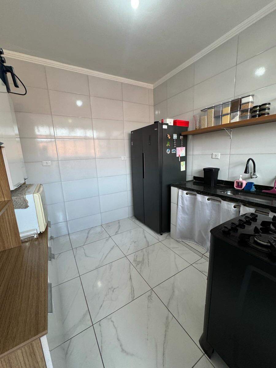 Apartamento à venda no Catiapoa: 