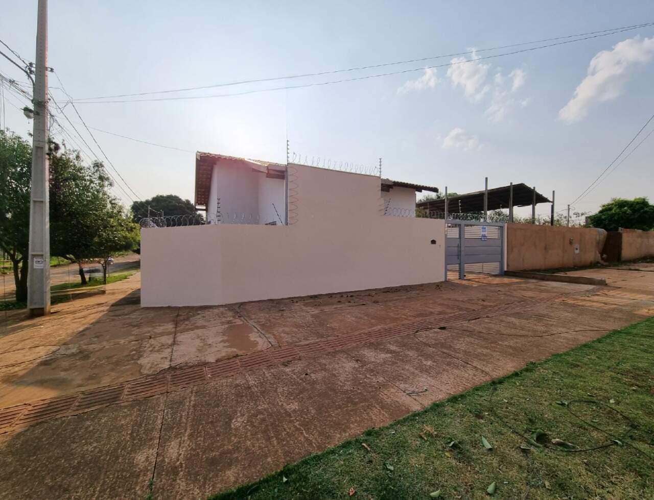 Casa para aluguel, 2 quartos, 2 vagas, Panorama - Campo Grande/MS