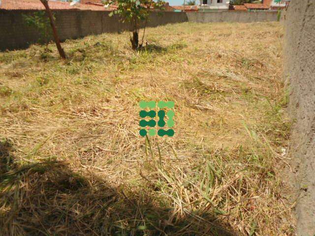 Terreno à venda no Passaré: 