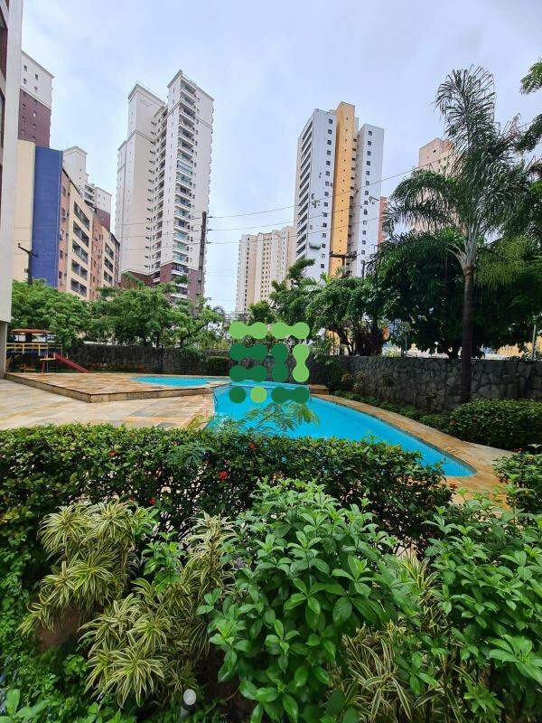 Apartamento à venda no Cocó: 