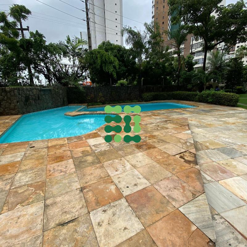 Apartamento à venda no Cocó: 