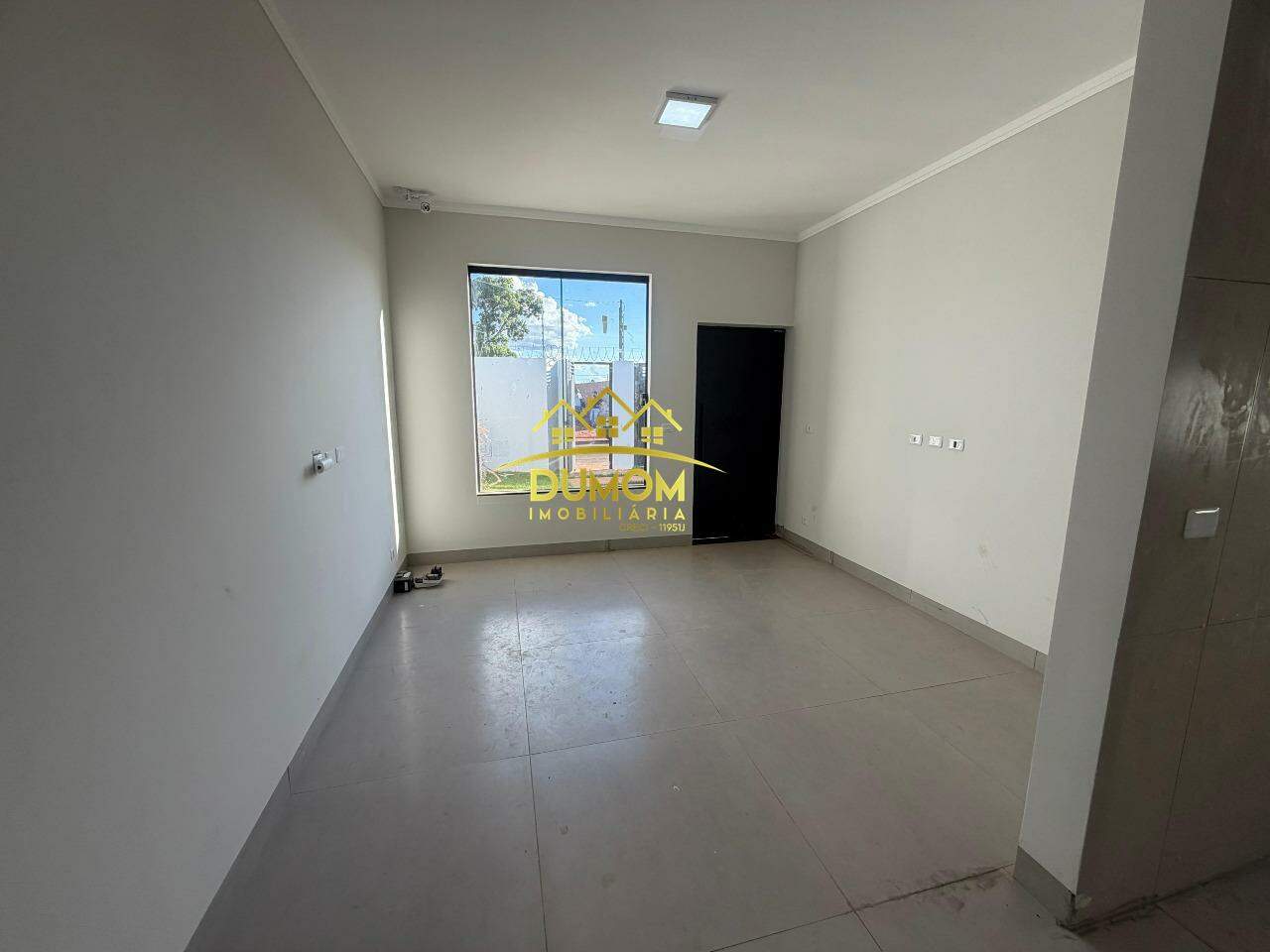 Casa à venda no BAIRRO SANTA HELENA: 