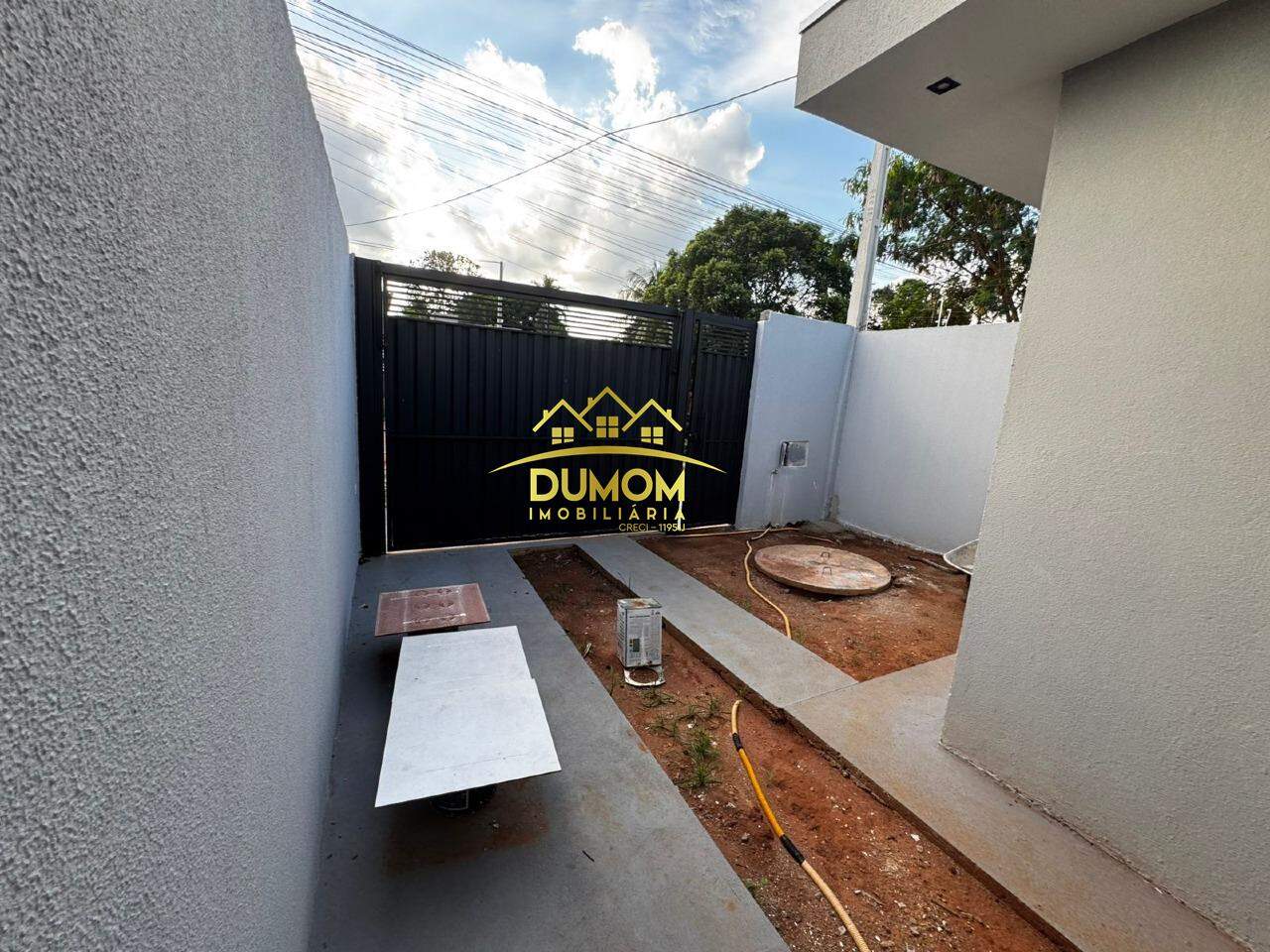 Casa à venda no JARDIM RODRIGUES: 