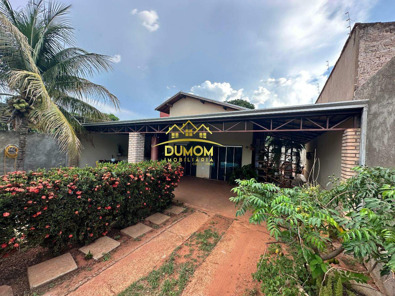 Casa à venda no PARQUE DAS MANGUEIRAS: 