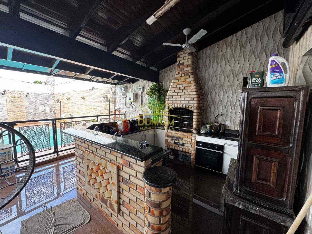 Casa à venda no CENTRO: 