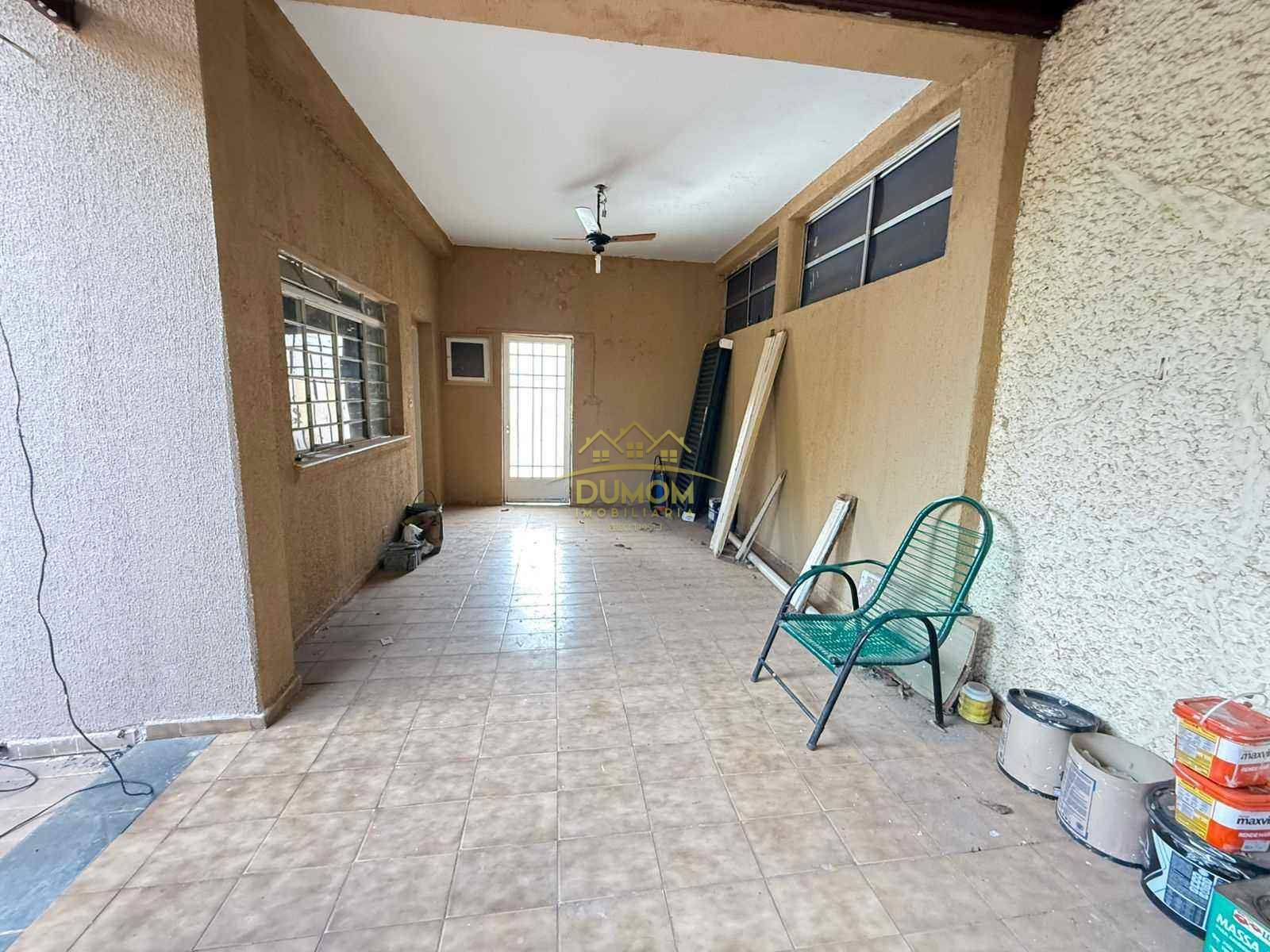 CASA COMERCIAL para aluguel no CENTRO: 