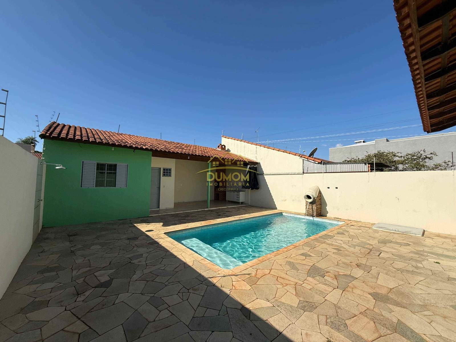 SALA COMERCIAL para aluguel no COLINOS: 