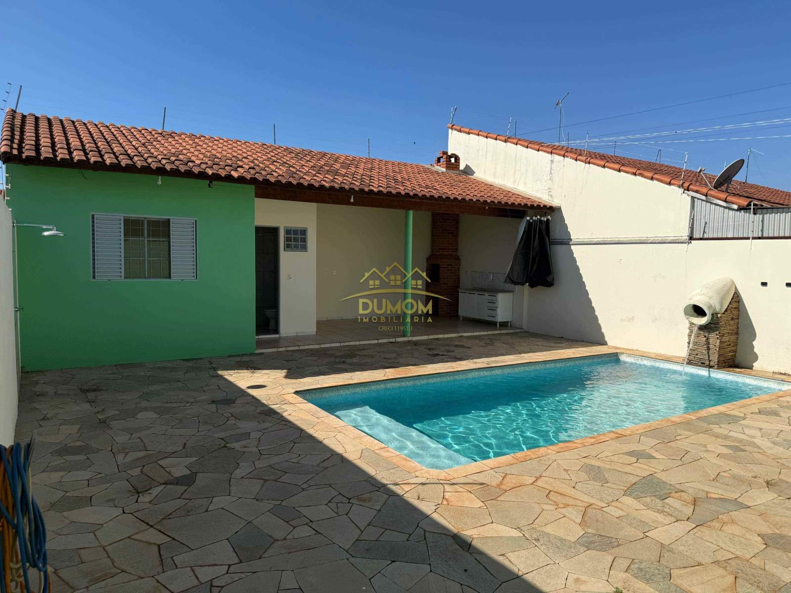 SALA COMERCIAL para aluguel no COLINOS: 