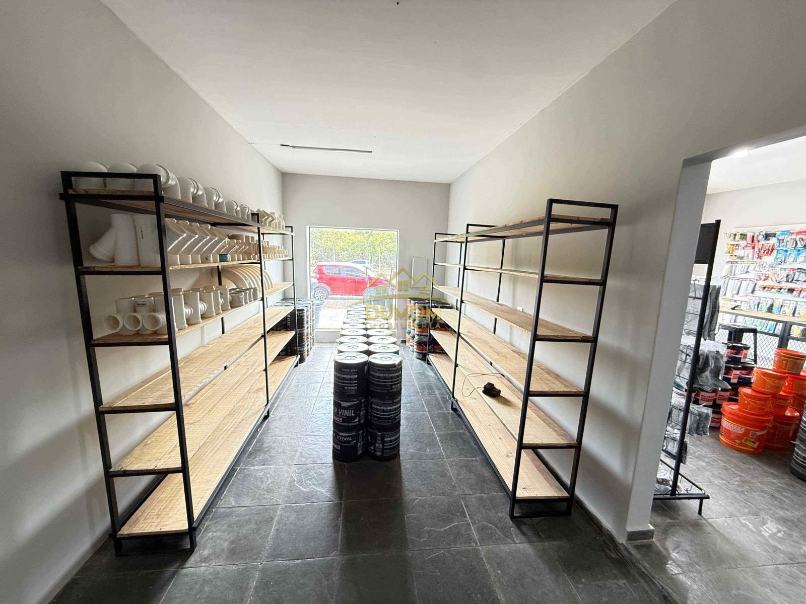 SALA COMERCIAL à venda no COLINOS: 